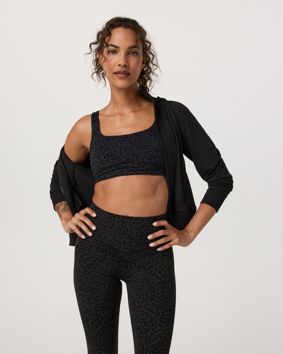 Vuori Vuori AllTheForm™ Bra Black Blurred Torrent Sports Bra