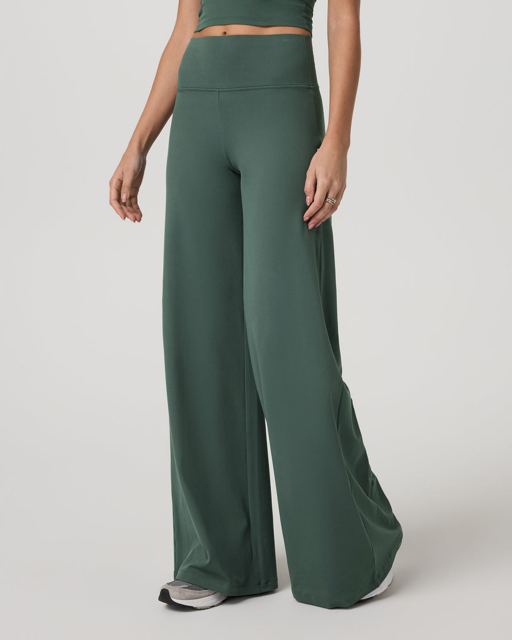 Vuori Halo Easy Wideleg Pant Women's Agate Green Wideleg Pant