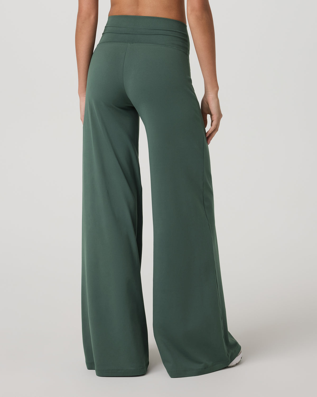 Vuori Halo Easy Wideleg Pant Women's Agate Green Wideleg Pant
