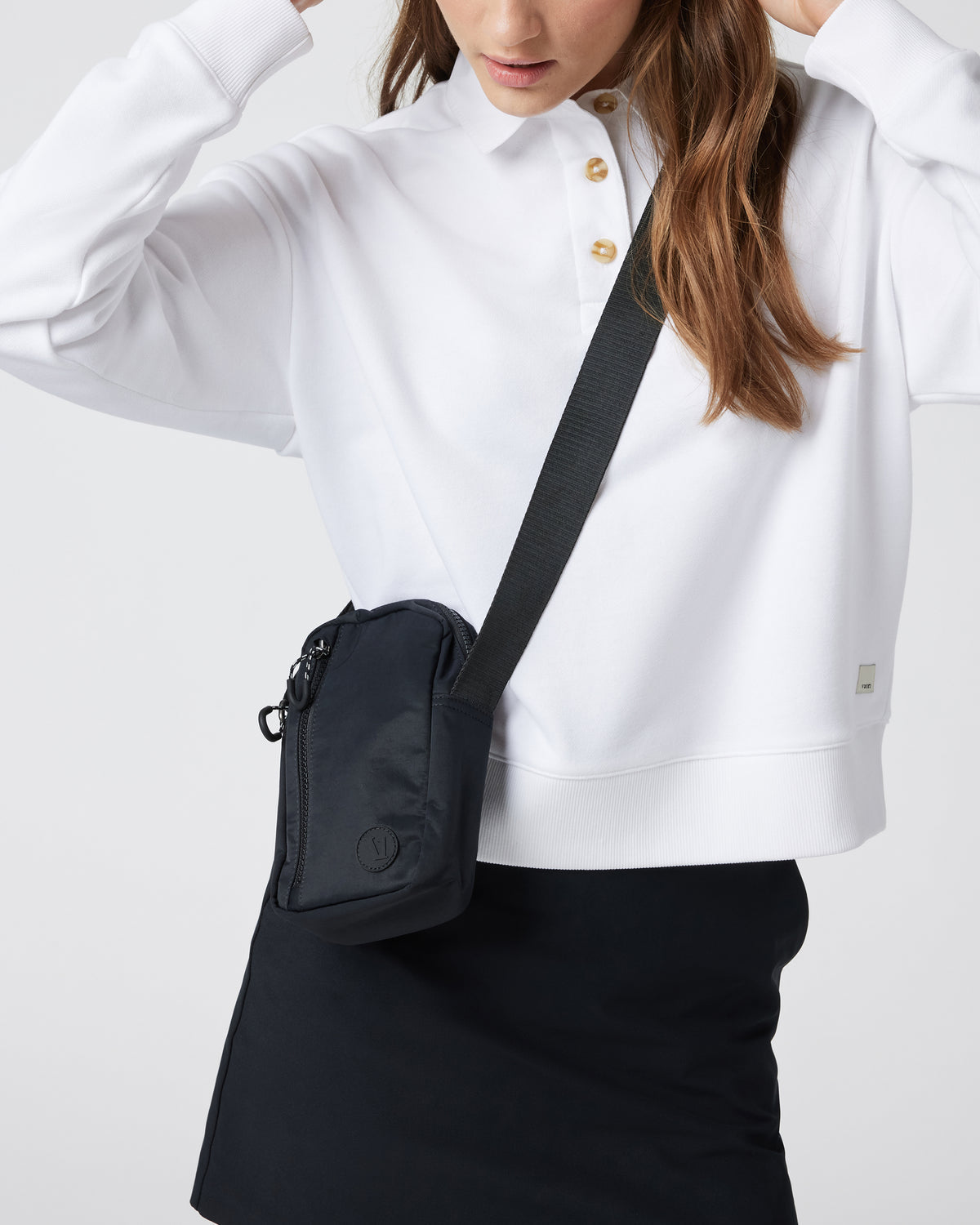 Vuori All Around Crossbody Black Bag
