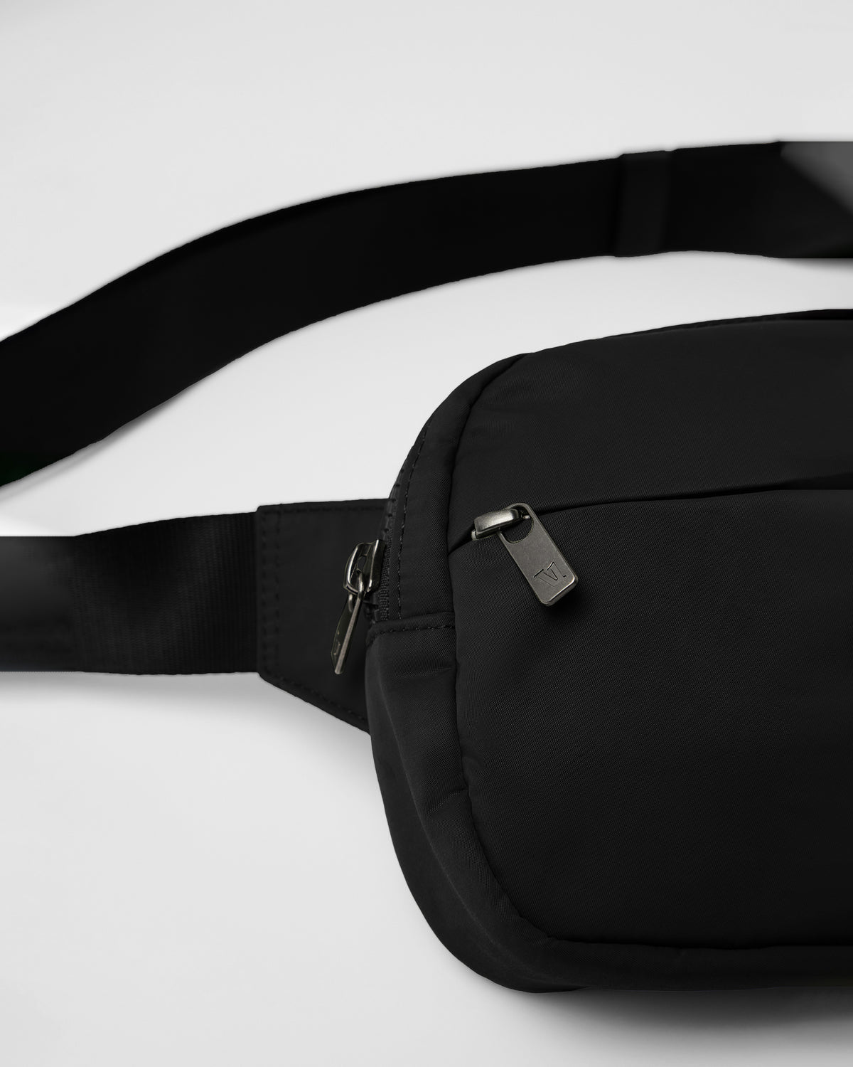 Vuori All Around Hip Pack Black Waist Bag