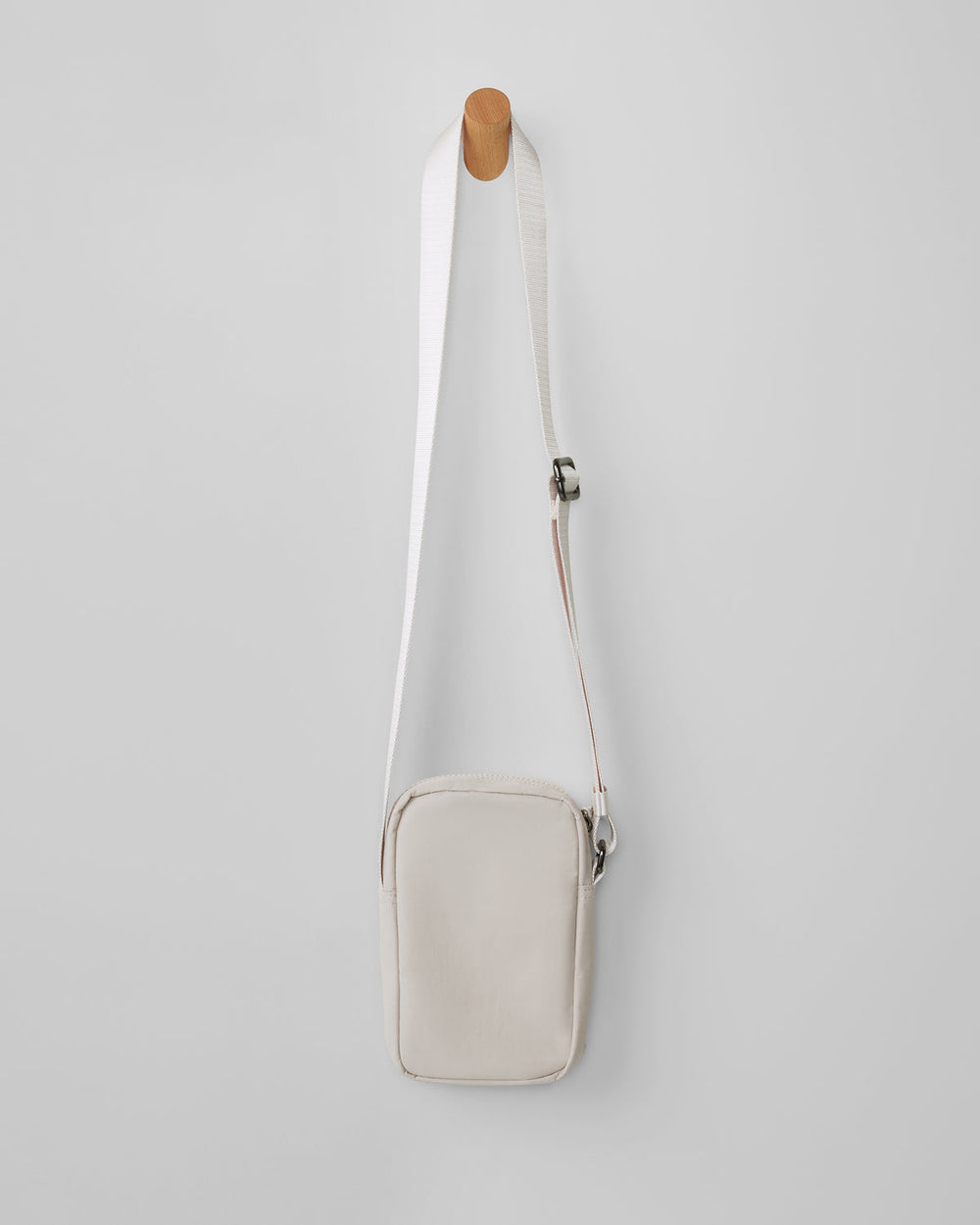 Vuori All Around Crossbody Ecru Bag