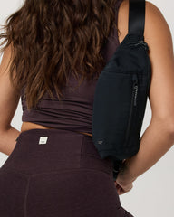 Vuori Vuori Sling 2.0 Black Sling Bag & Hip Pack