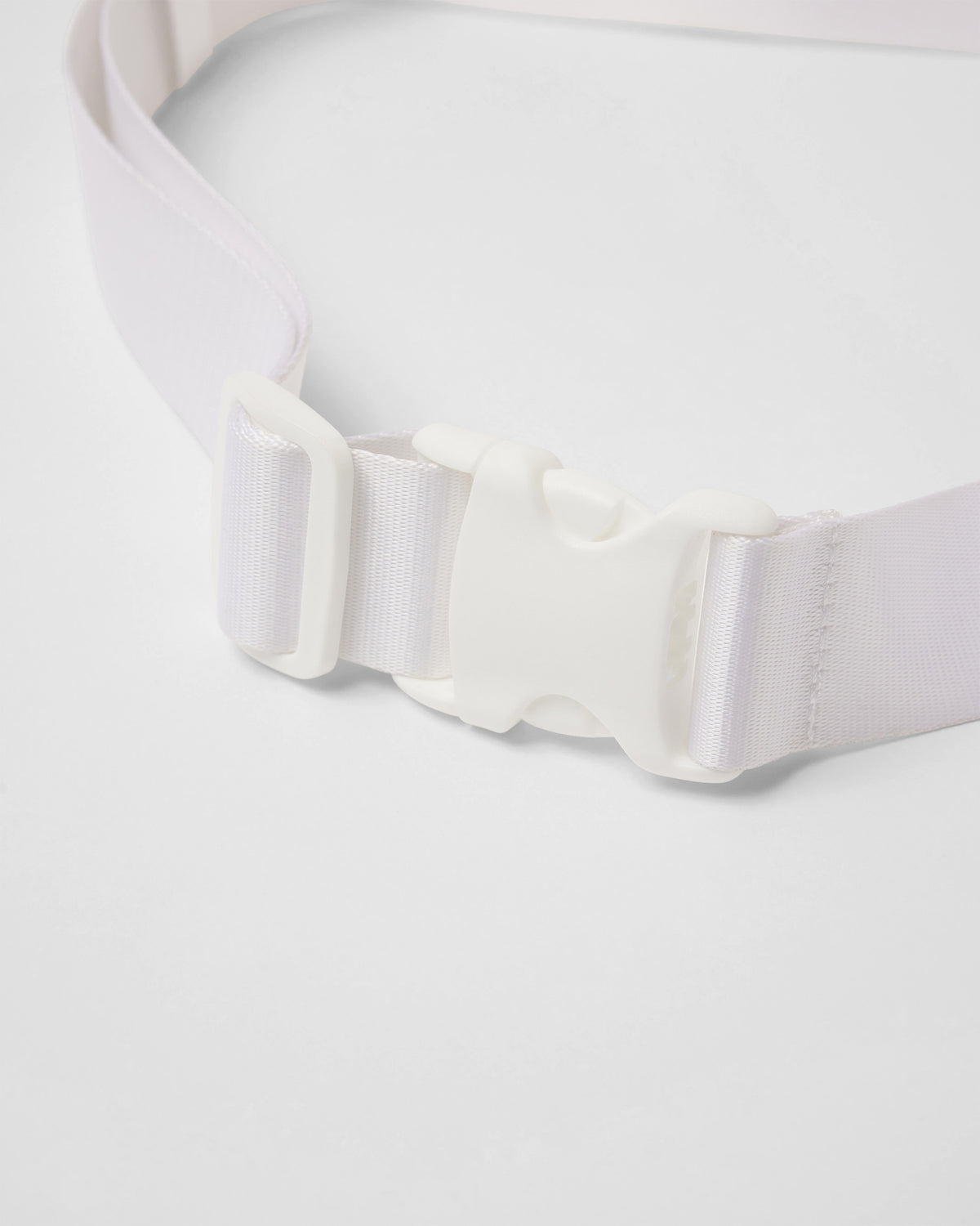 Vuori All Around Hip Pack White Waist Bag