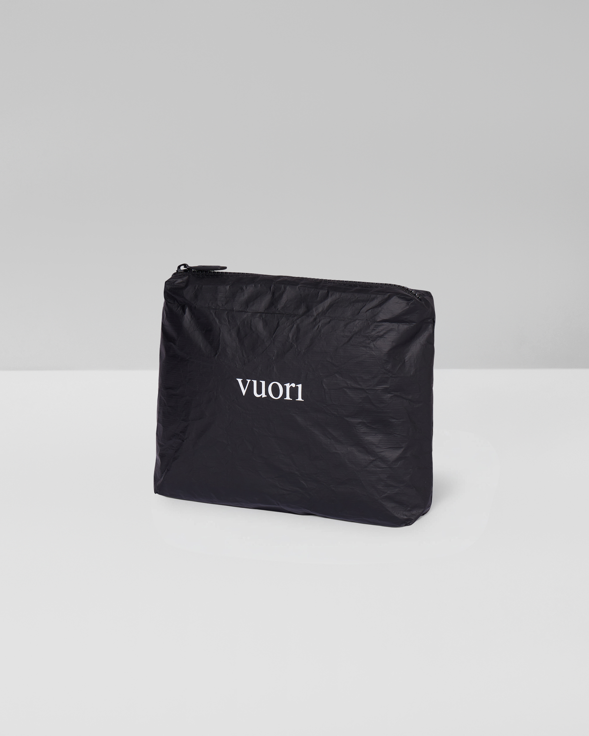 Vuori Aloha Small Pouch Black Splash Proof Bag