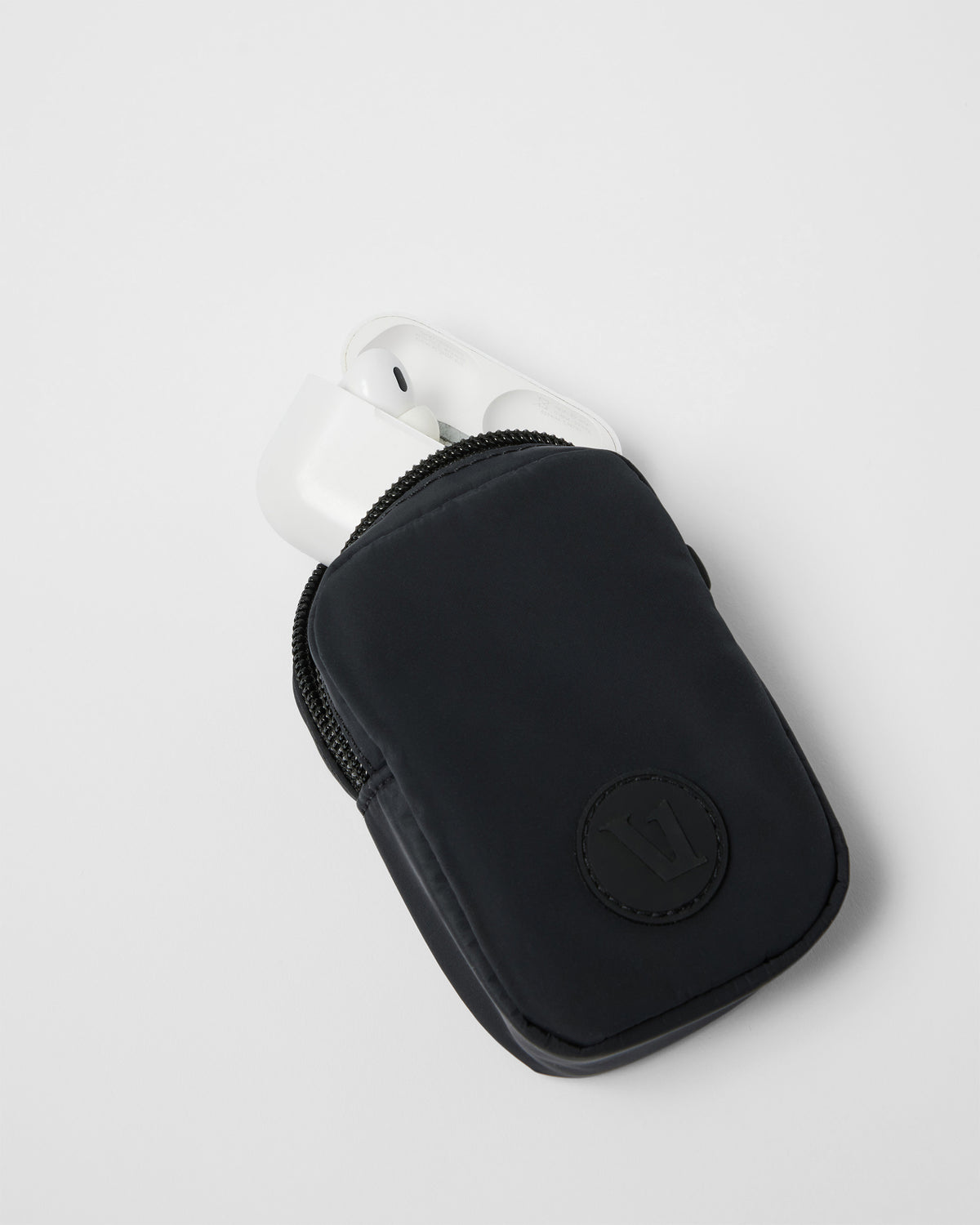 Vuori Pursuits Pouch Black
