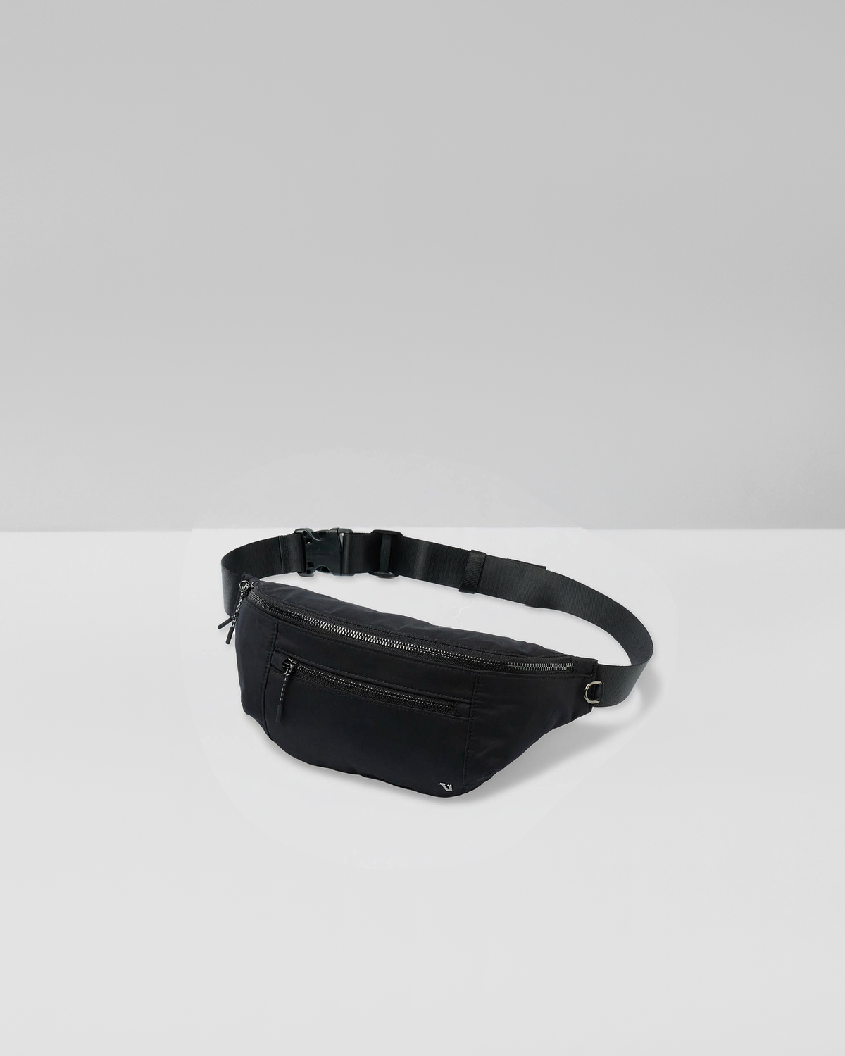 Vuori Vuori Sling Black Hip Pack
