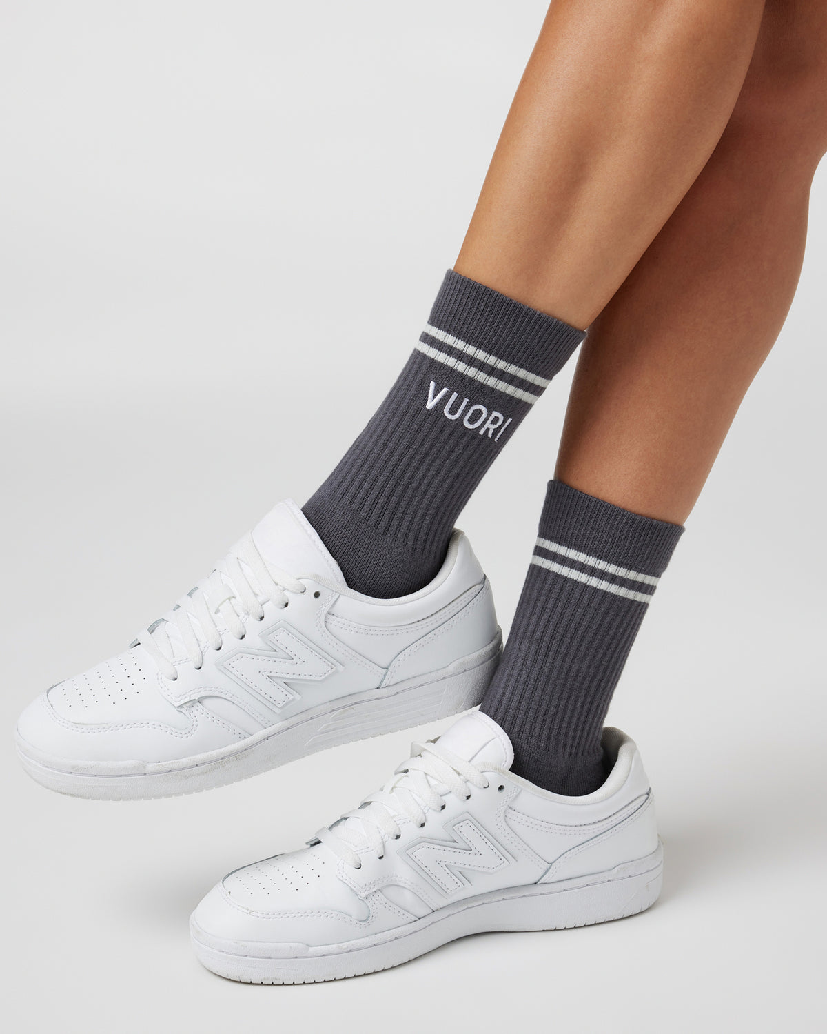 Vuori Vuori Crew Sock Charcoal Performance Crew Socks