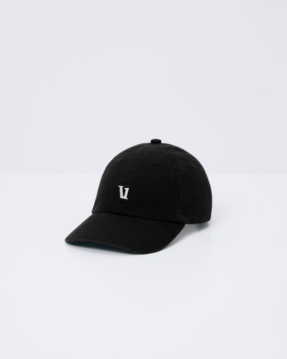 Vuori Vuori Dad Hat Classic Black All-Cotton Dad Cap