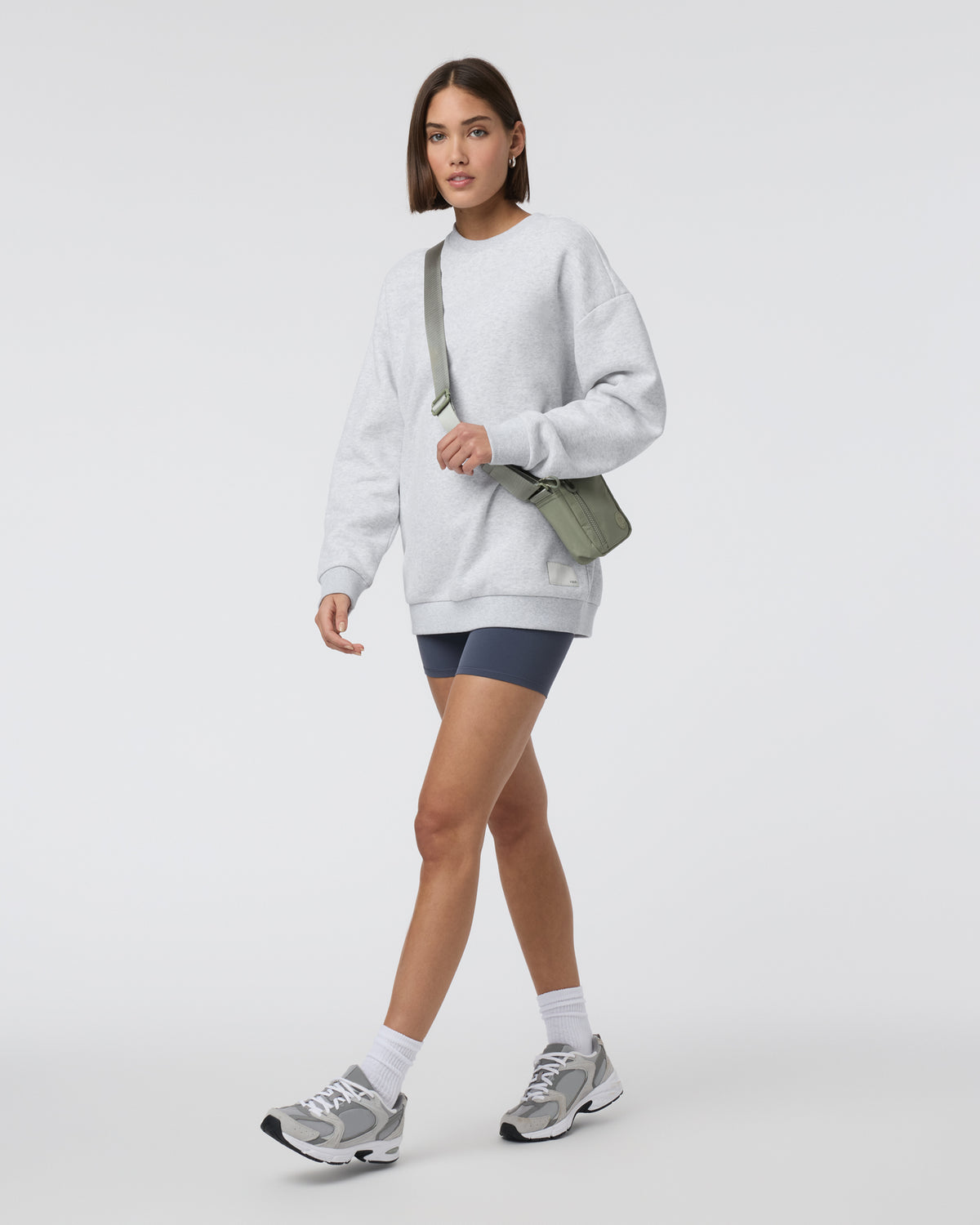 Vuori Restore Oversized Crew 2.0 Pale Grey Heather