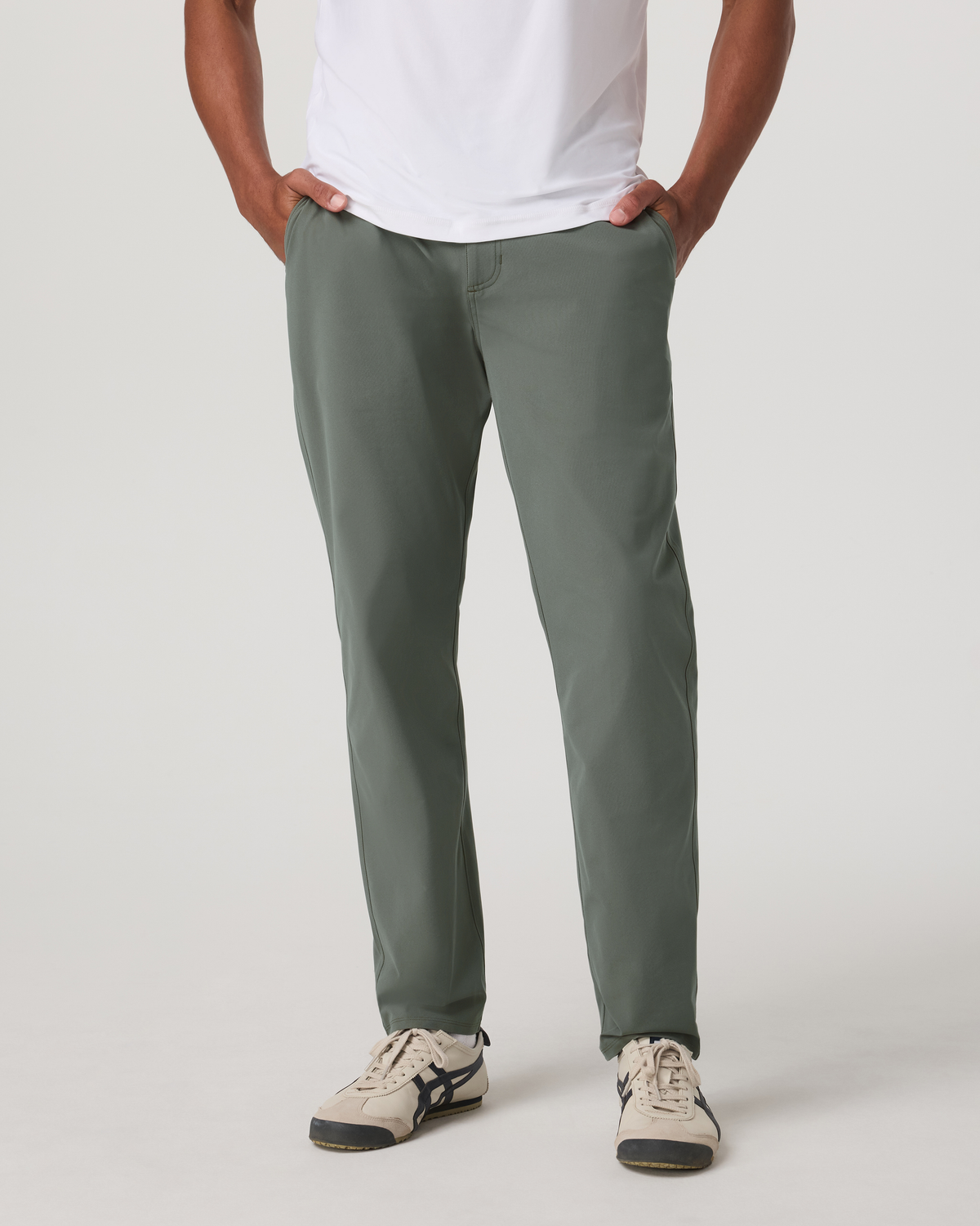 Vuori Meta Trouser Classic Fit 30" Men's Light Oregano Pants