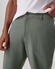Vuori Meta Trouser Classic Fit 30" Men's Light Oregano Pants