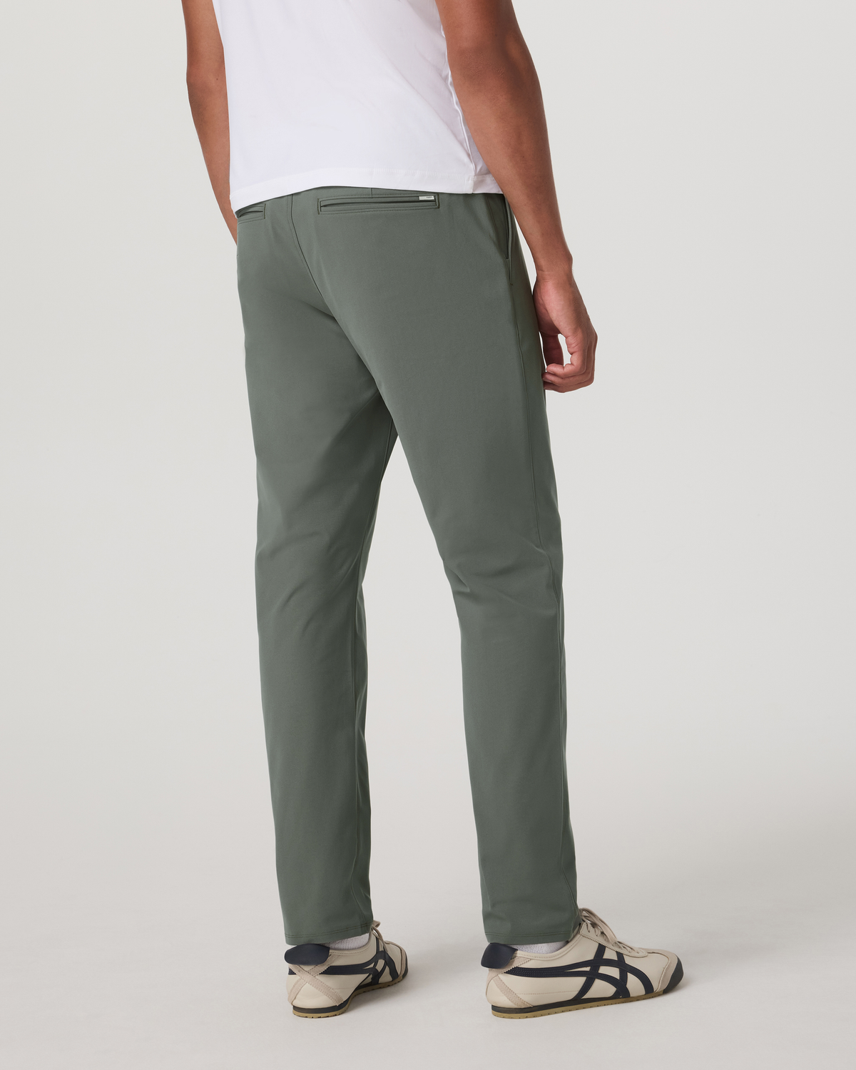 Vuori Meta Trouser Classic Fit 30" Men's Light Oregano Pants