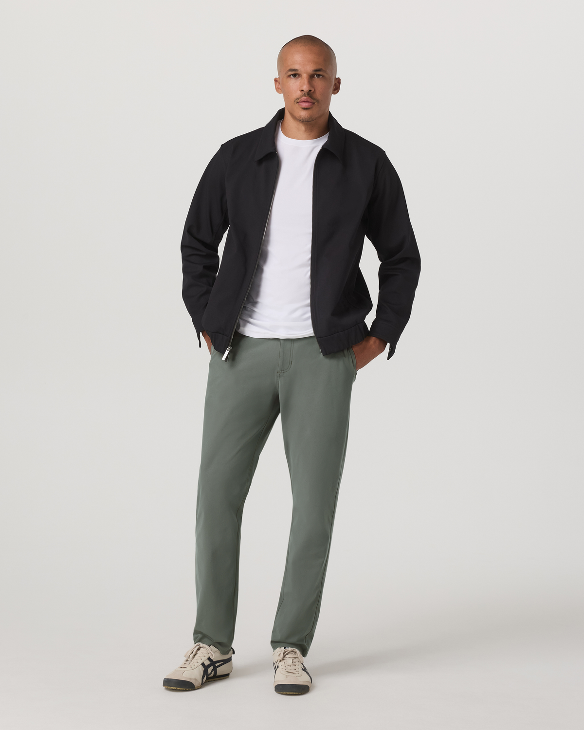 Vuori Meta Trouser Classic Fit 30" Men's Light Oregano Pants