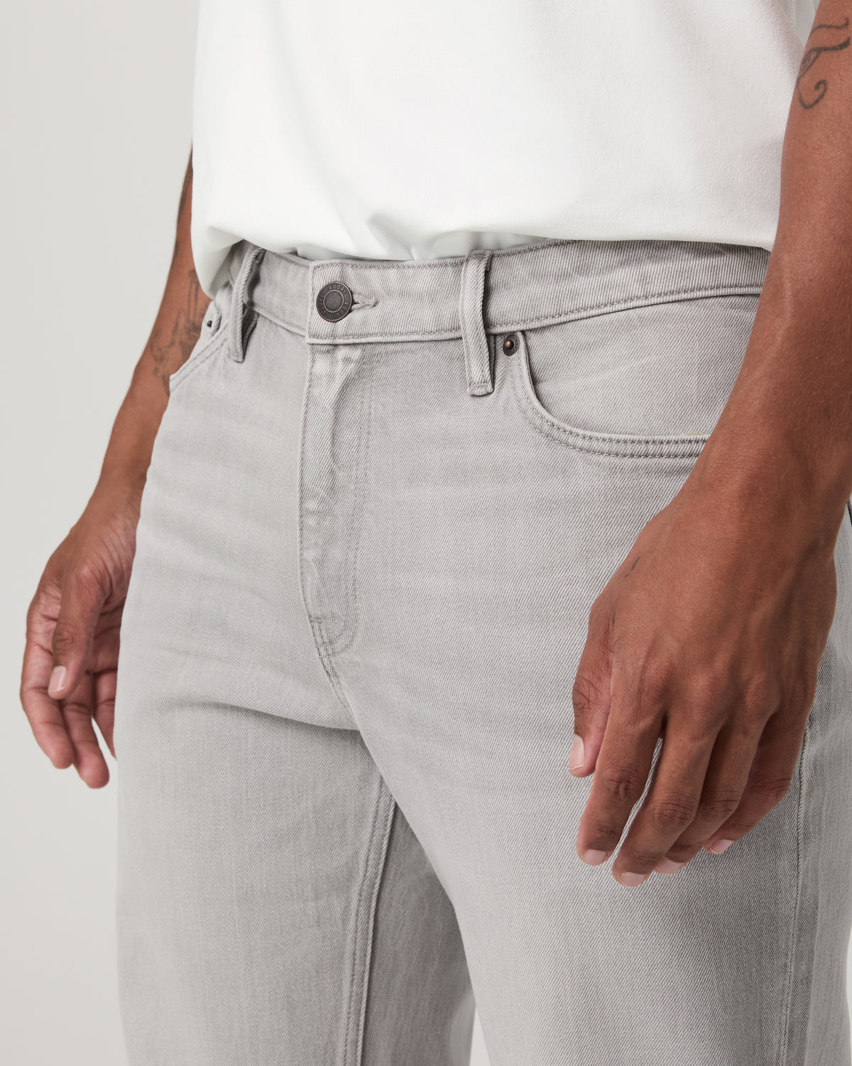 Vuori Vuori Vintage Jean Classic Fit 30" Men's MoonWash Denim
