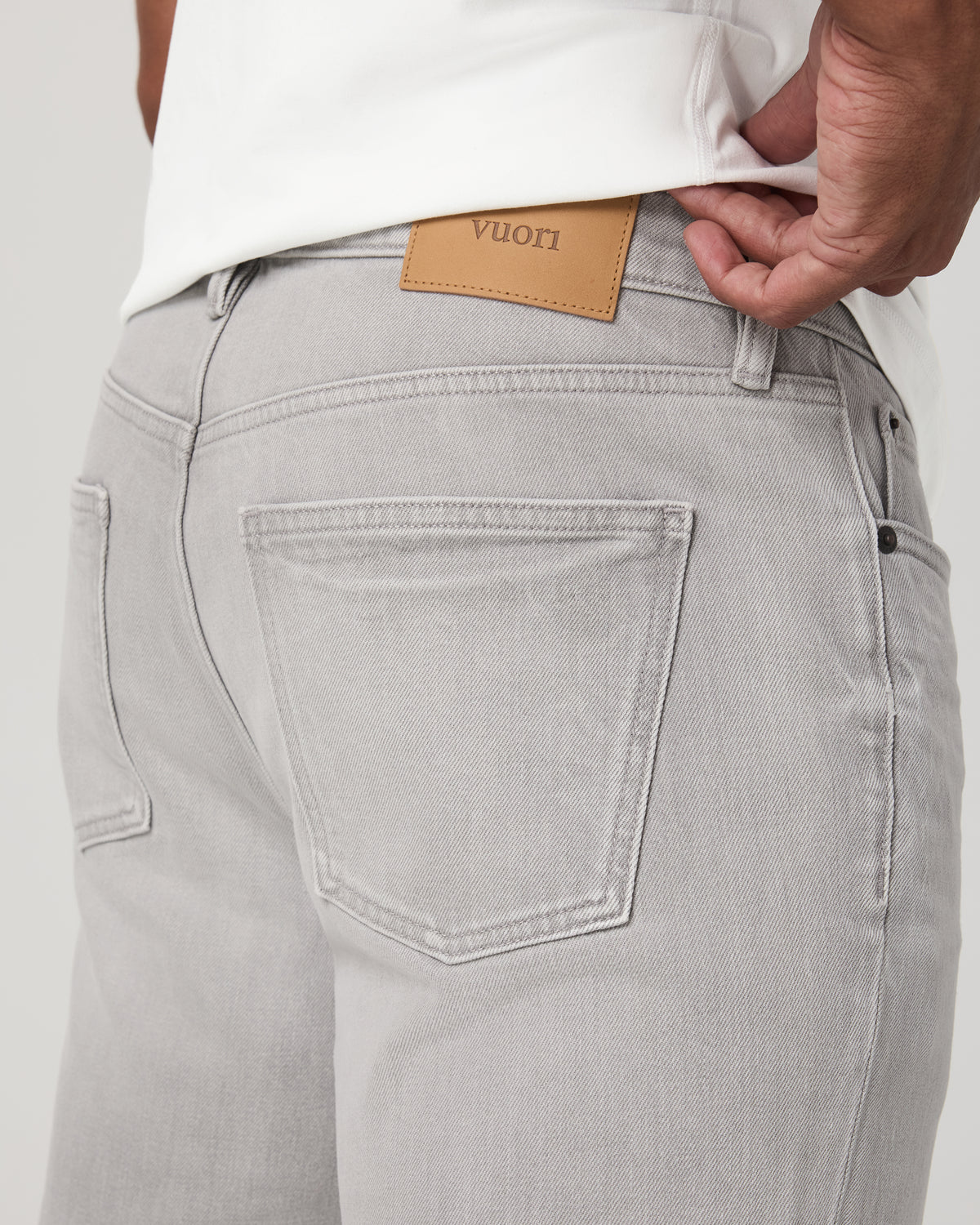 Vuori Vuori Vintage Jean Classic Fit 30" Men's MoonWash Denim