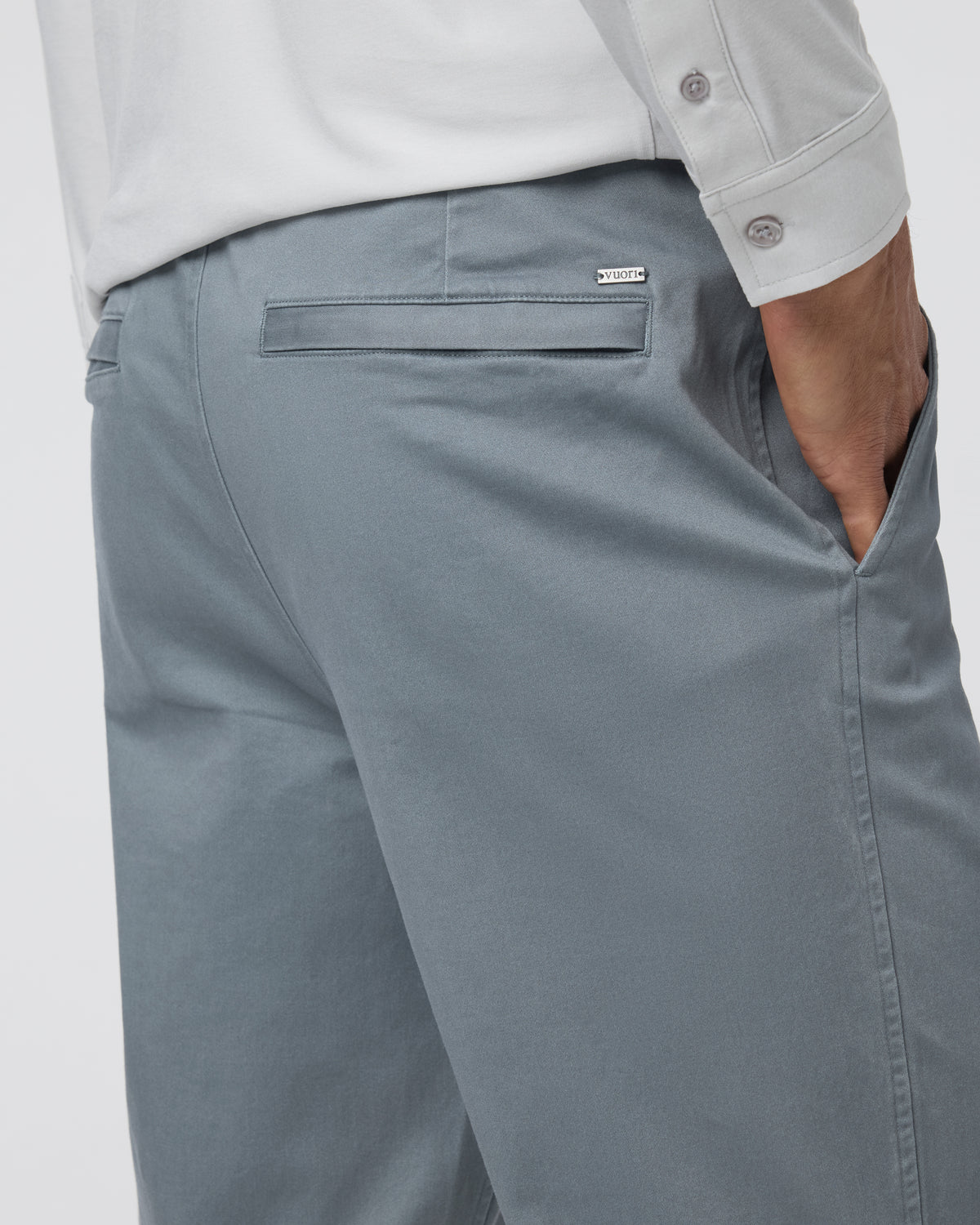 Vuori Fletcher Elastic Waist Pant Athletic Slim Fit 30" Dusty Blue