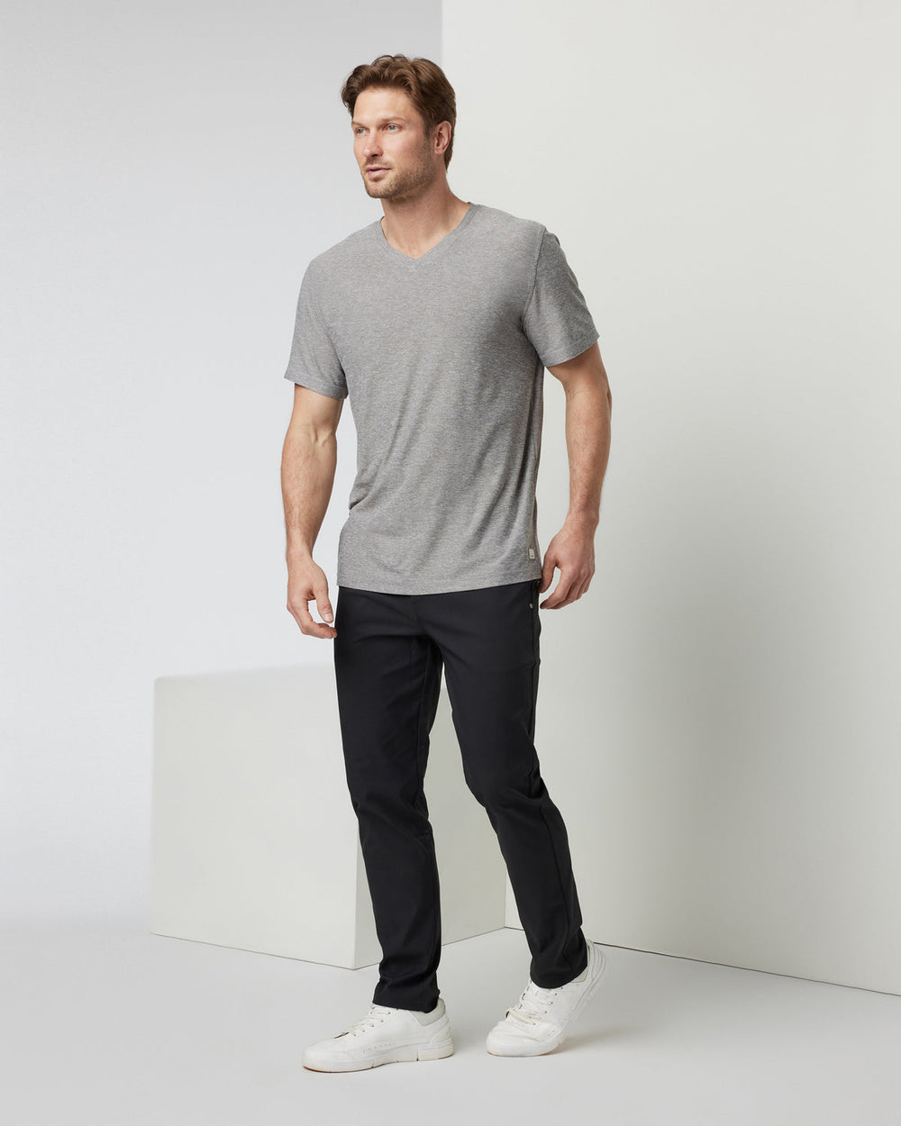 Vuori Cascade Tech Chino Pant Men's Black Chinos