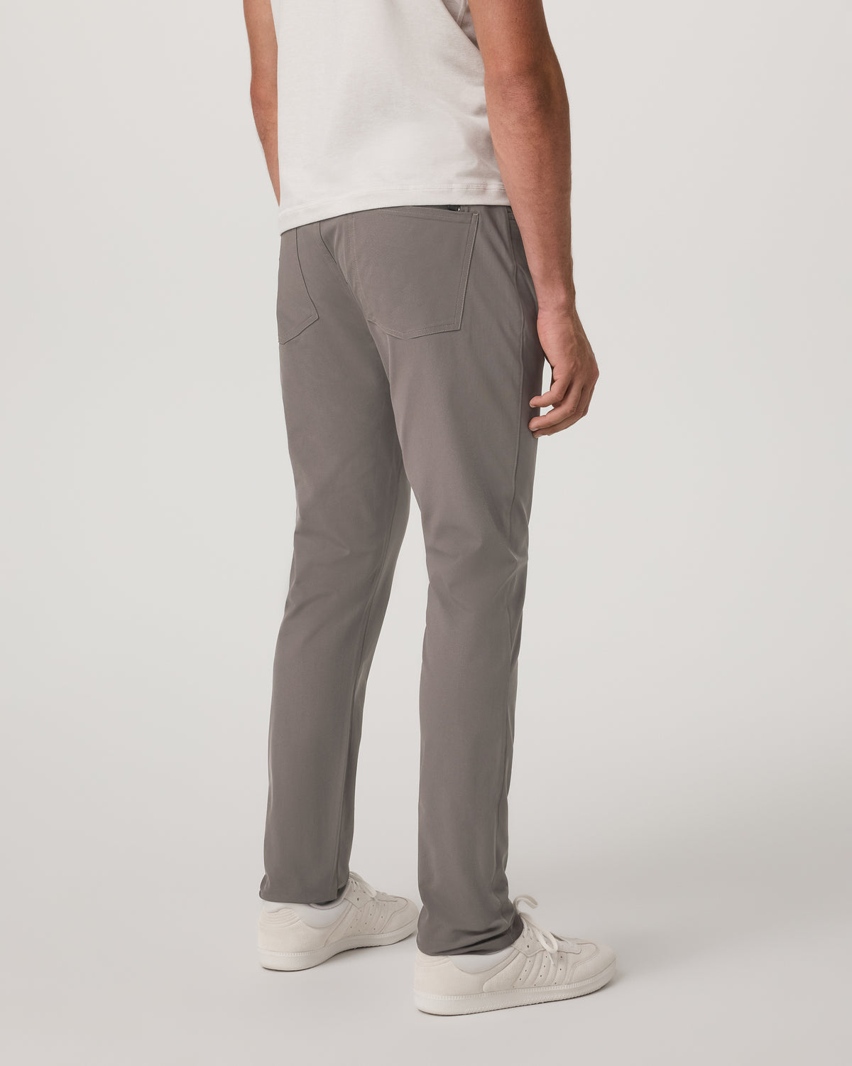 Vuori Meta Pant Athletic Slim Fit 30" Men's Warm Grey Pants