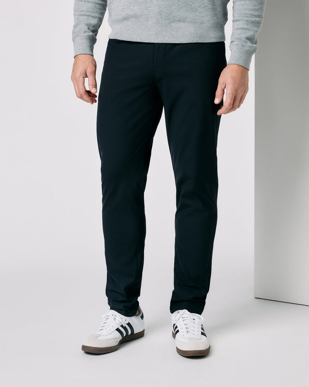 Vuori Meta Pant - 30" Black 5-Pocket Pants