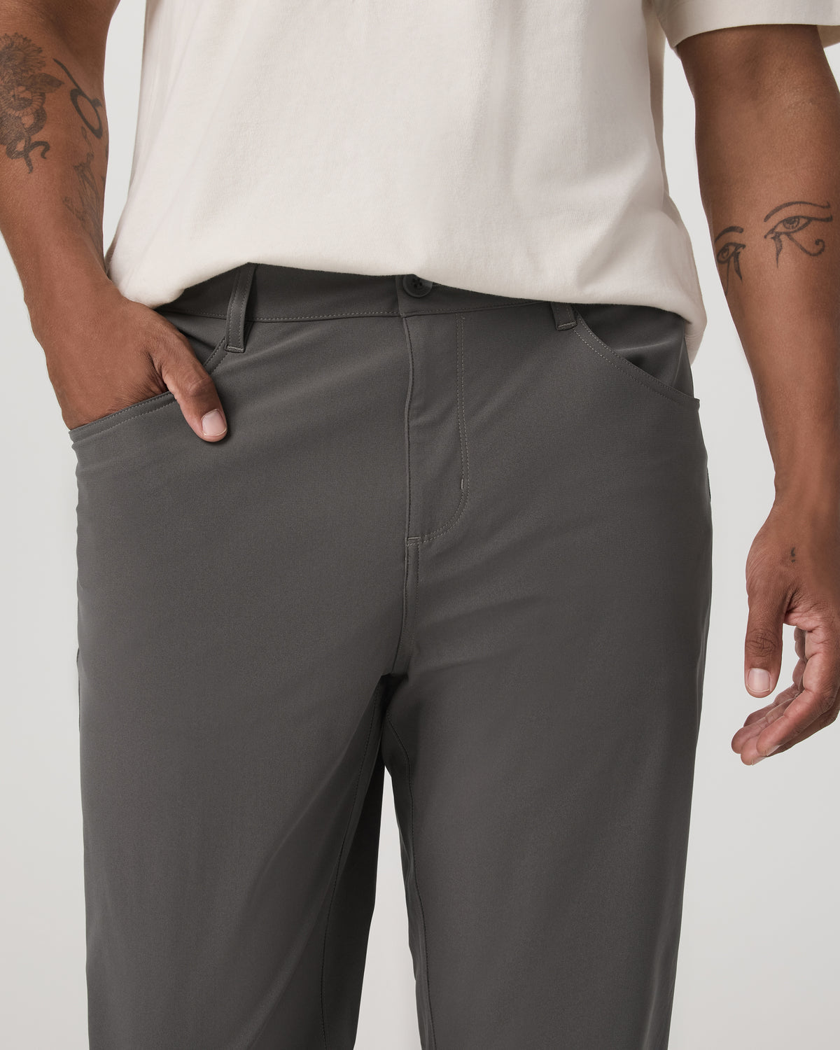 Vuori Meta Pant Classic Fit 32" Men's Warm Grey 5-Pocket Pants