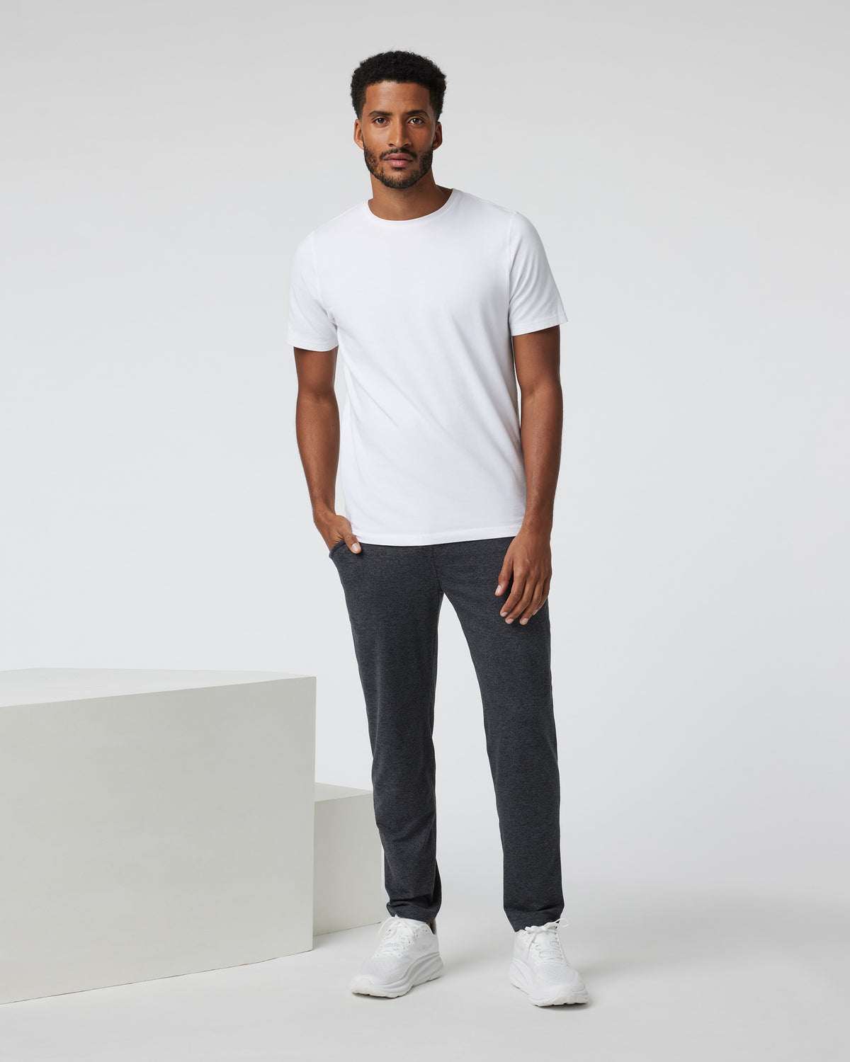Vuori Ponto Performance Pant Men's Charcoal Pants