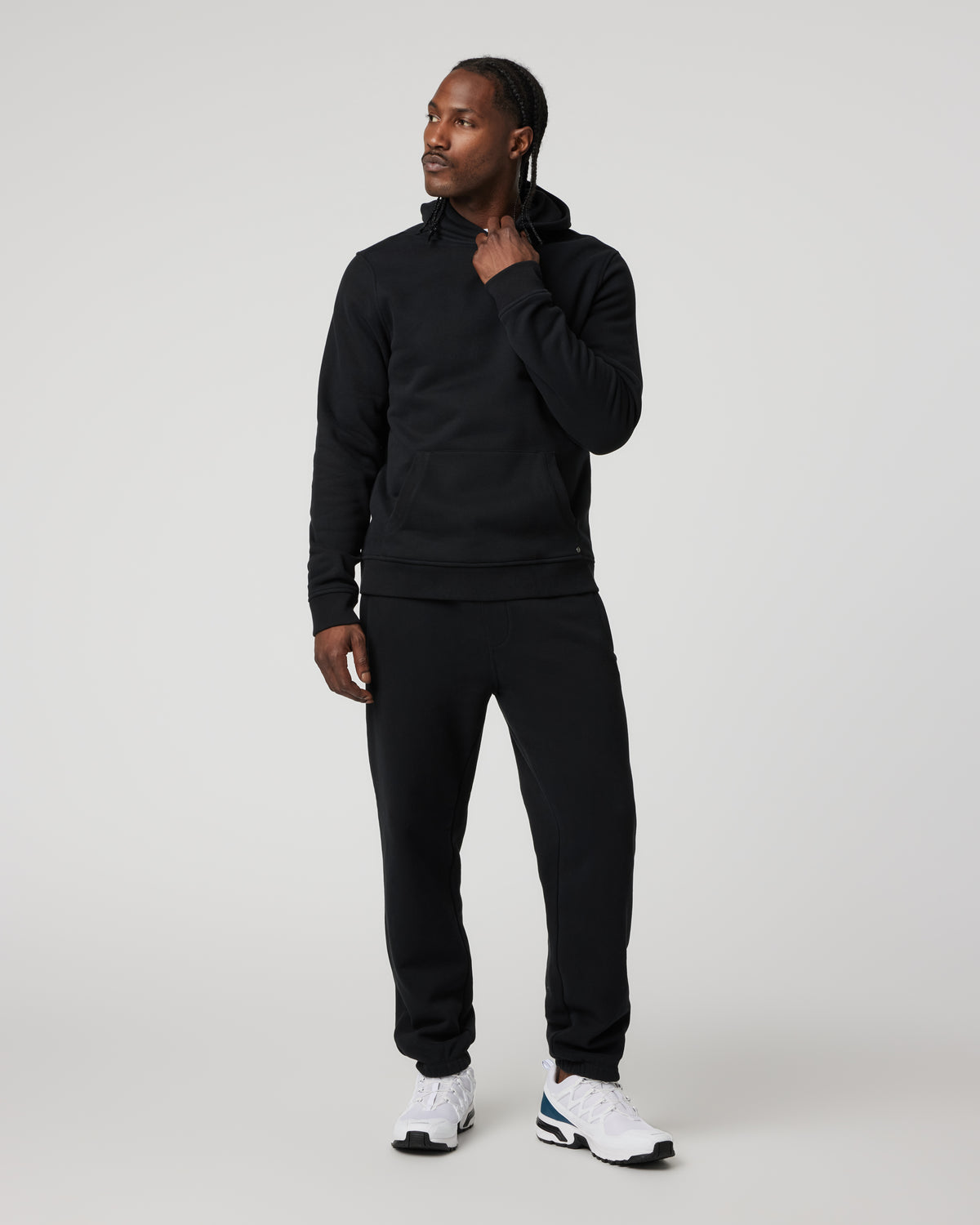 Vuori Seaside Sweatpant 28" Men's Relaxed Fit Black Sweatpant