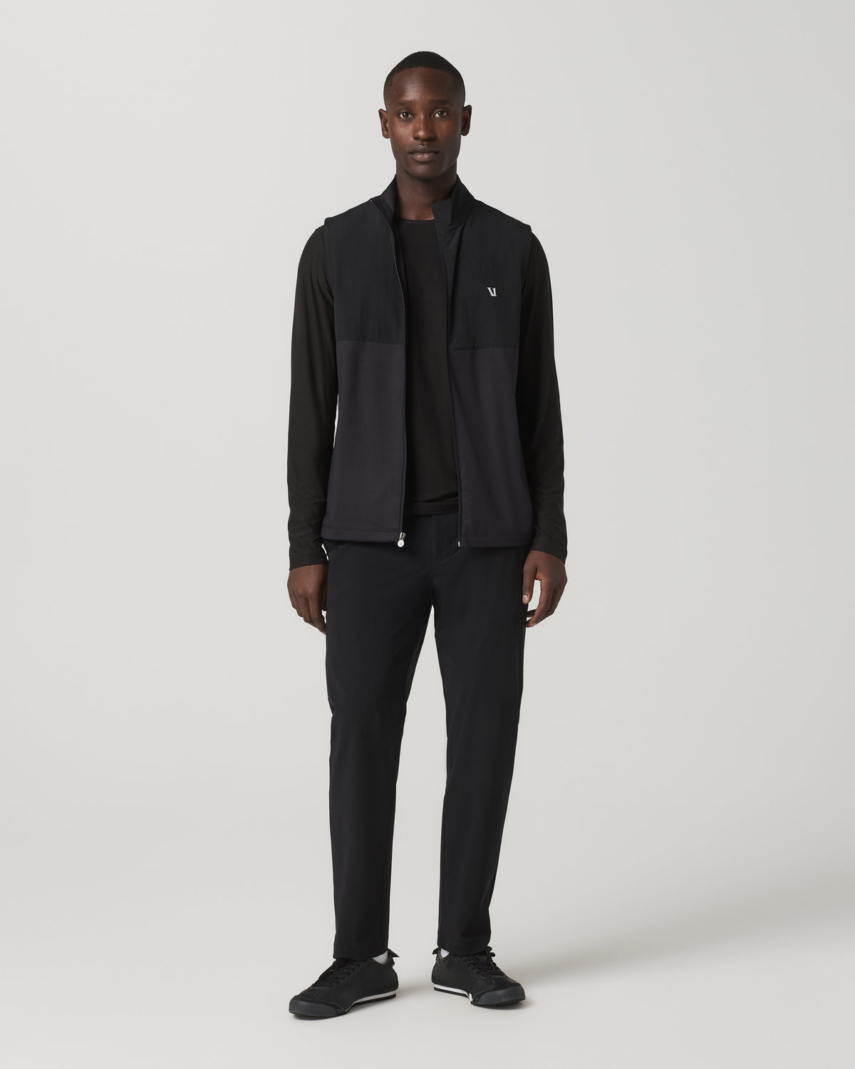 Vuori Fleet Trouser Classic Fit 30" Men's Black Chino Pants