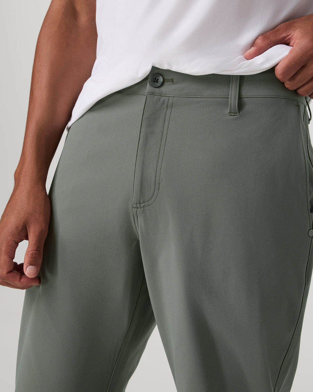 Vuori Meta Trouser Classic Fit 32" Men's Light Oregano Pants