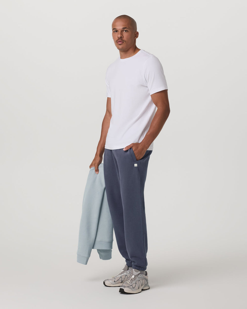 Vuori Seaside Sweatpant 28" Men's Relaxed Fit Azure Sweatpant