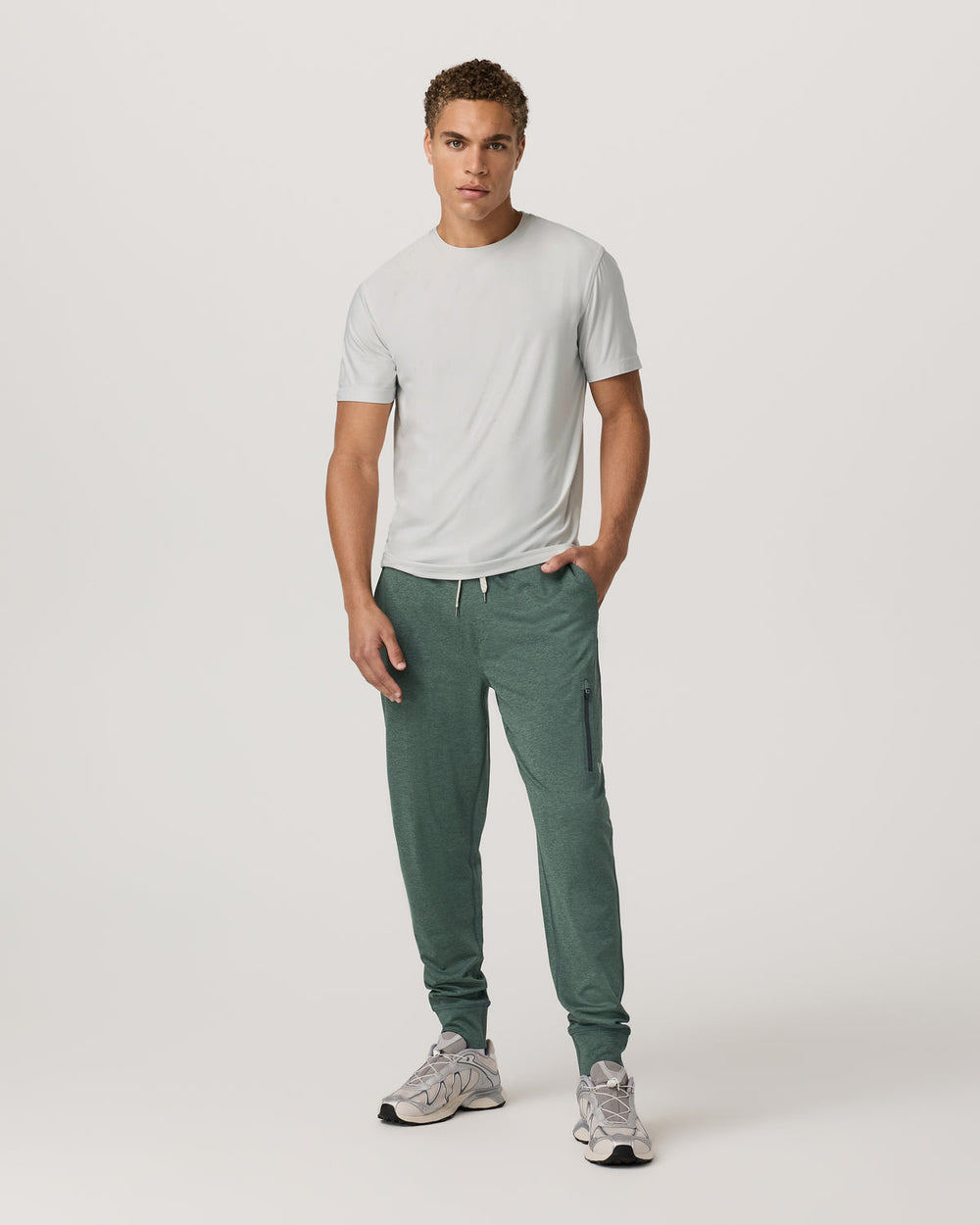Vuori Men's Sunday Performance Jogger 28" Agate Green Heather