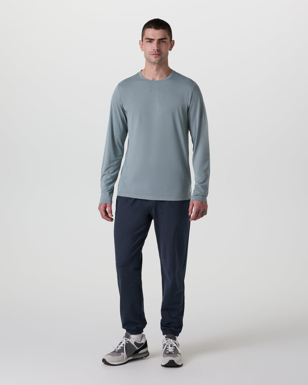 Vuori Coronado Performance Sweatpant Classic 28" Midnight Heather
