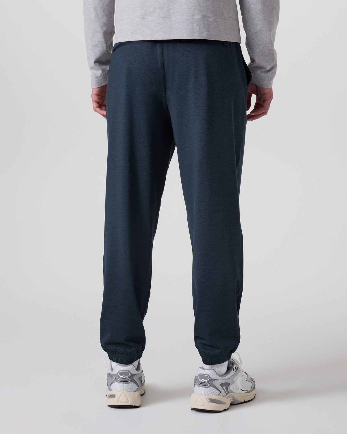 Vuori Sunday Performance Sweatpant Classic 28" Ink Heather