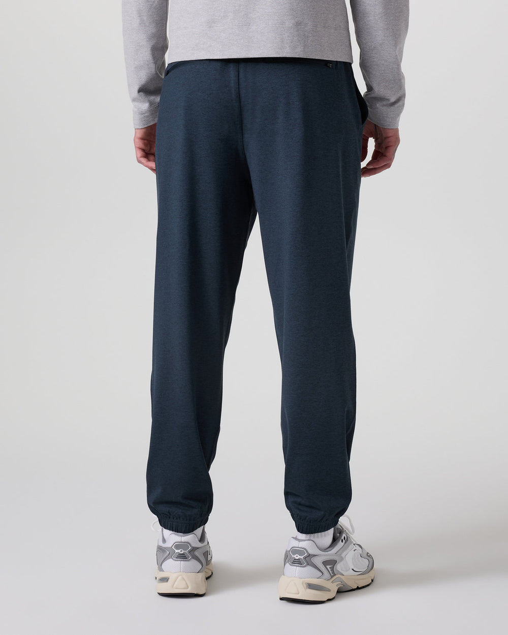 Vuori Sunday Performance Sweatpant Classic 28" Ink Heather