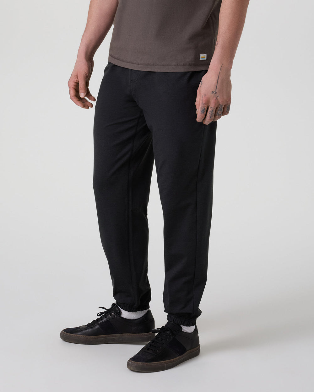Vuori Coronado Performance Sweatpant Classic 28" Black Heather