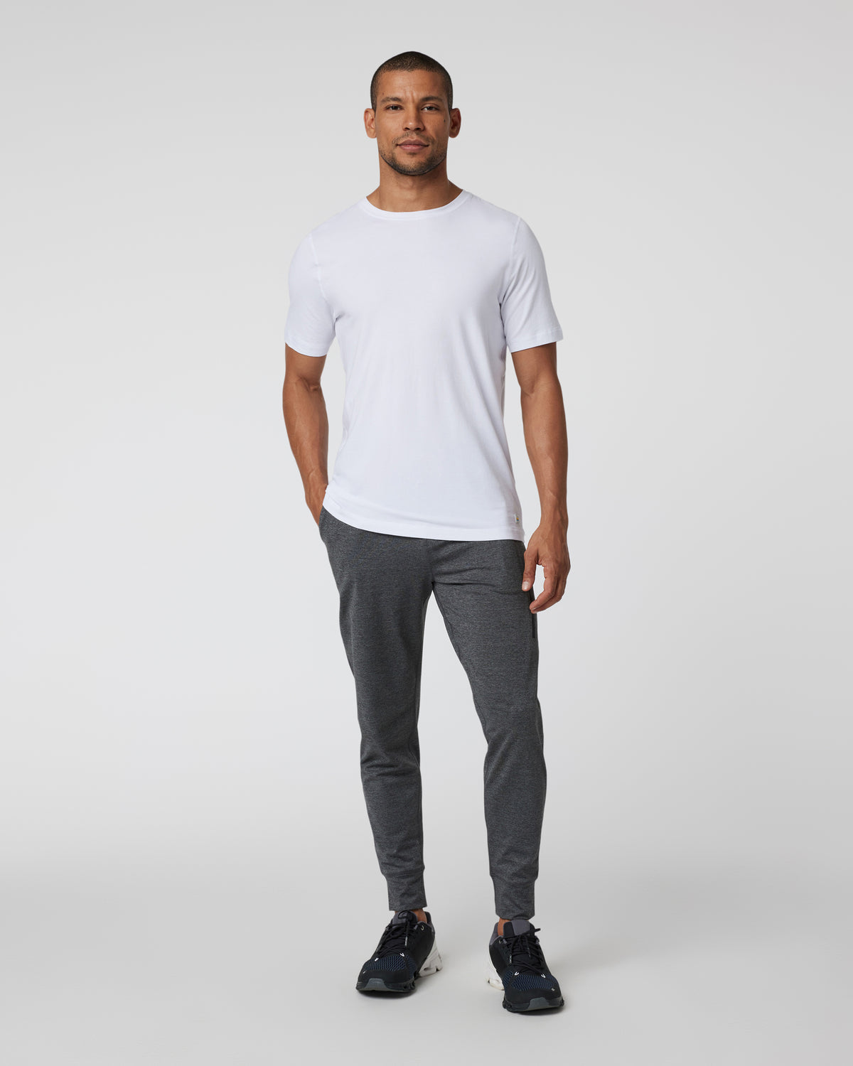 Vuori Sunday Performance Jogger 30" Charcoal Heather