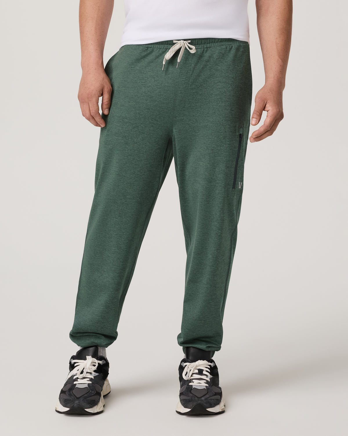 Vuori Sunday Performance Sweatpant 28" Men's Agate Green Pant