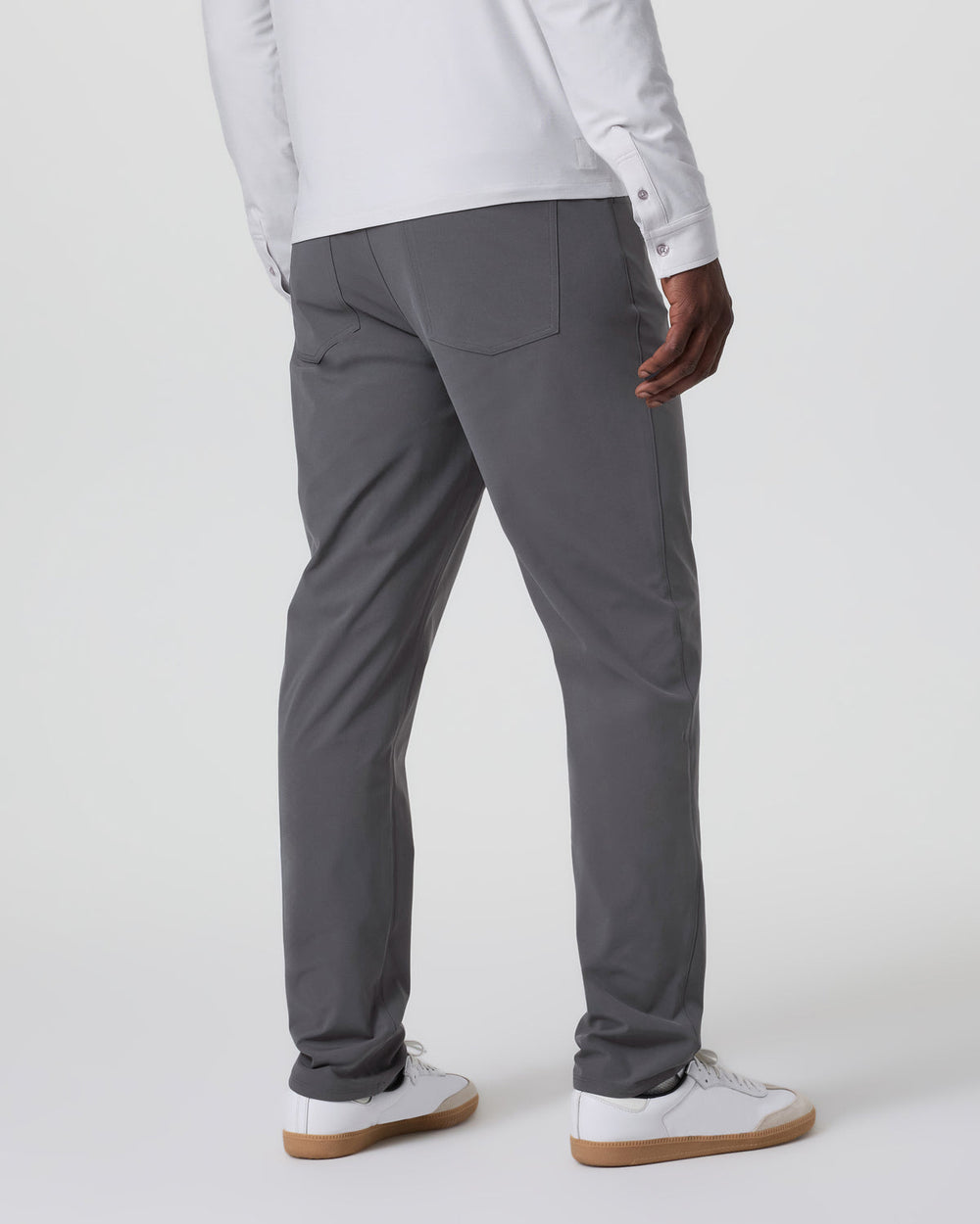 Vuori Meta Pant Classic Fit 34" Men's Charcoal 5-Pocket Pants