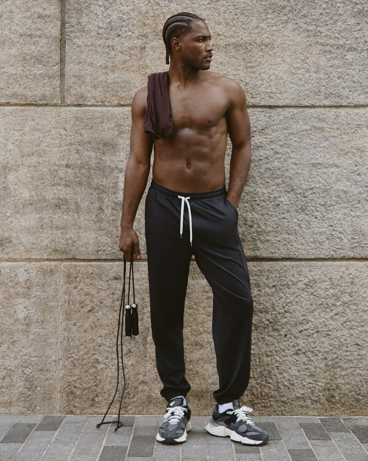 Vuori Sunday Performance Sweatpant Classic 30" Black