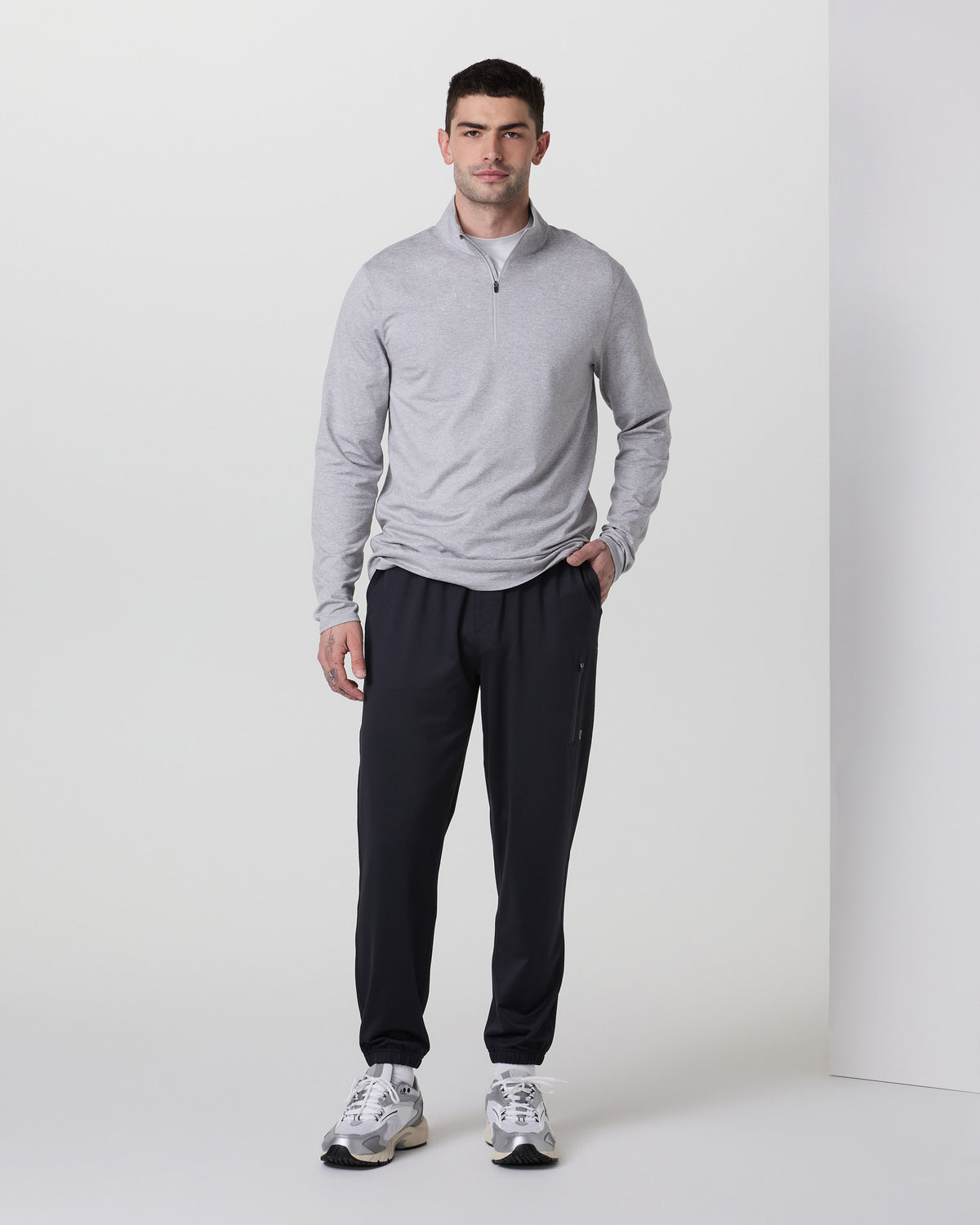 Vuori Sunday Performance Sweatpant Classic 30" Black