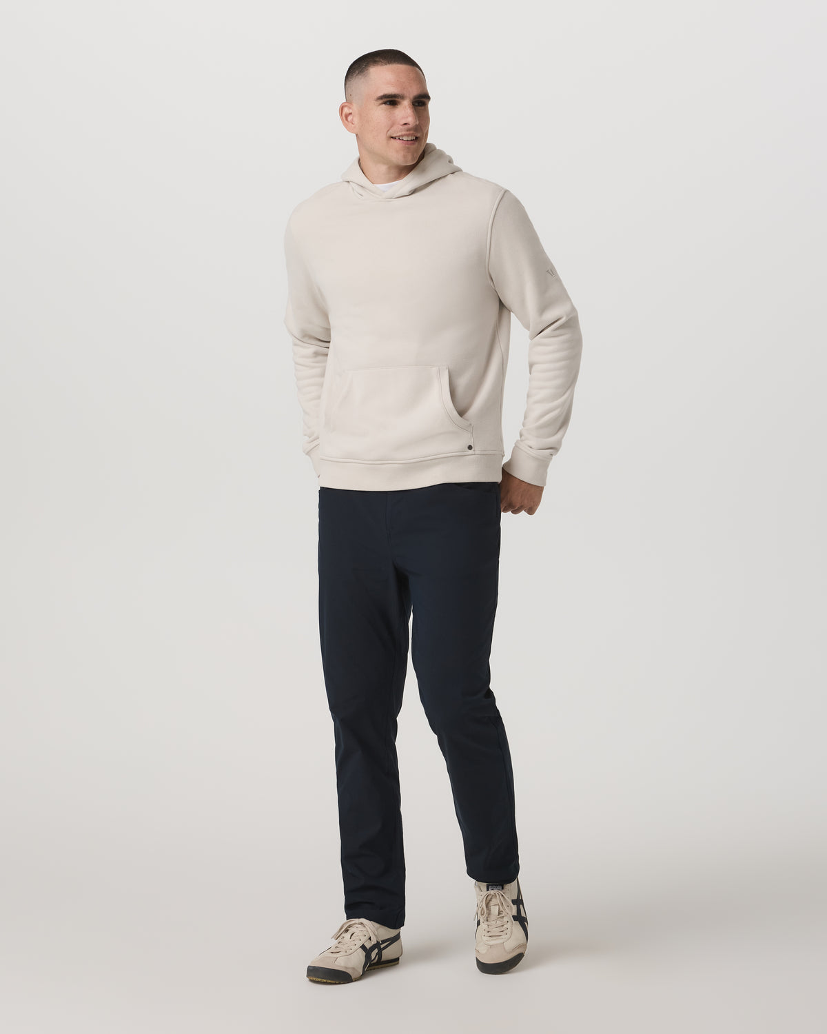 Vuori Meta Pant Classic Fit 34" Men's Ink 5-Pocket Pants