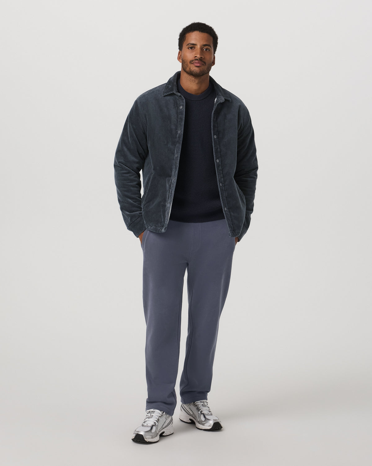 Vuori Men’s Seaside Straight Leg Sweatpant 30” Azure