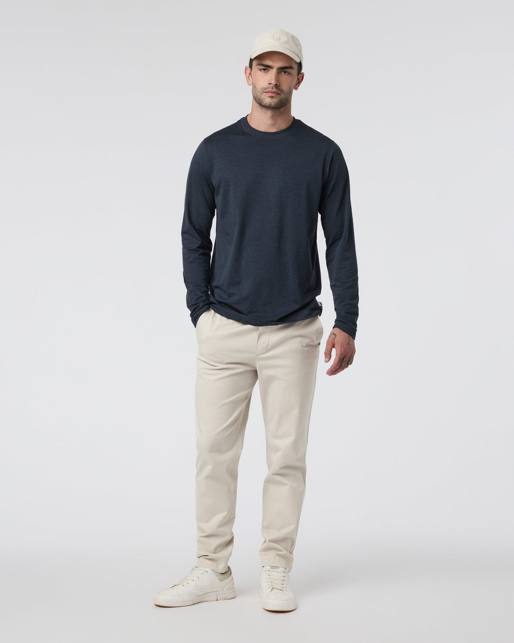 Vuori Fletcher Elastic Waist Pant Athletic Slim Fit 30" Oatmeal