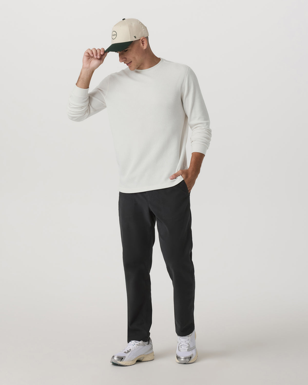 Vuori Ridge Pant Classic Fit Washed Black Casual Utility Pants