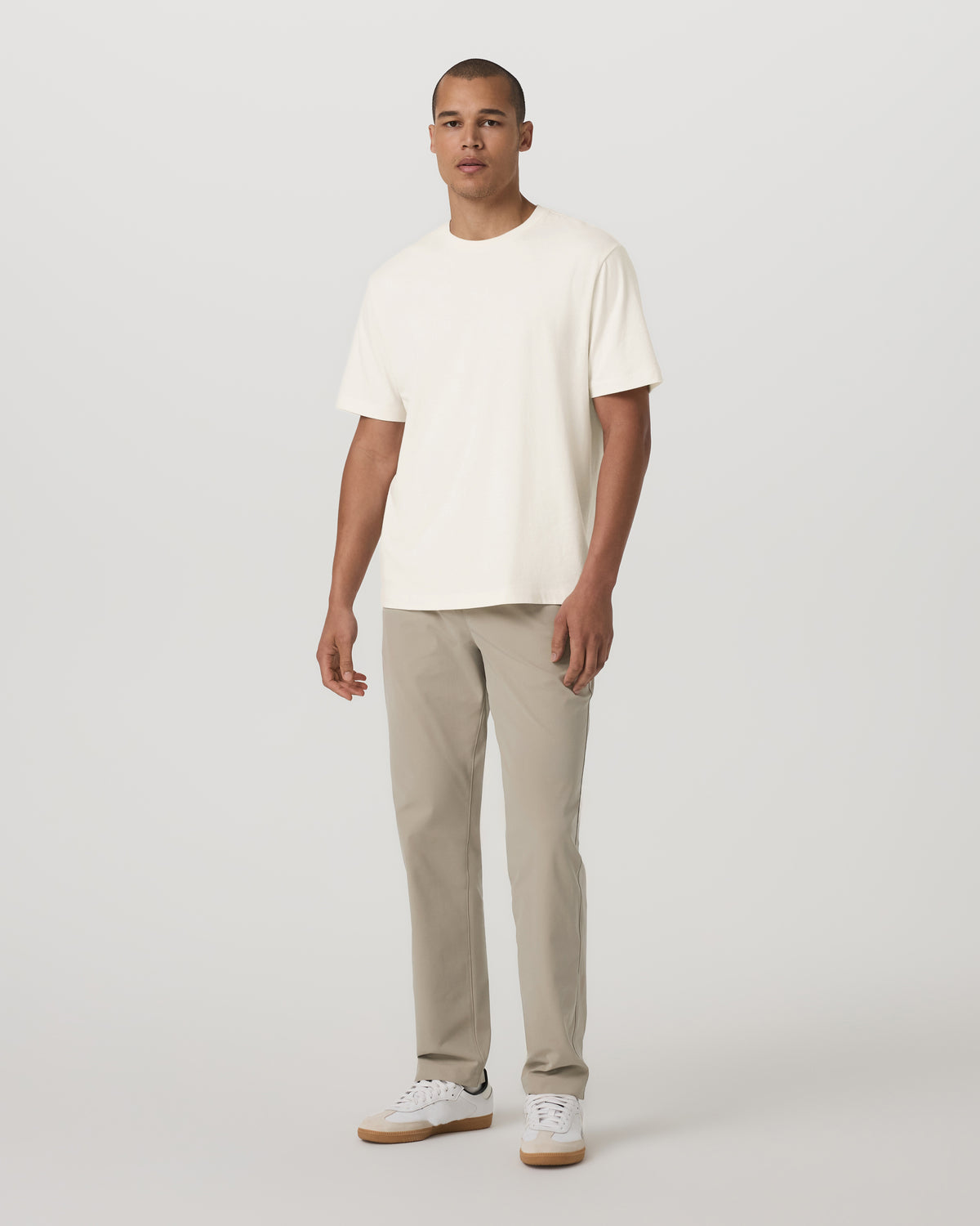 Vuori Meta Elastic Waist Pant Classic Fit 32" Men's Truffle Pants