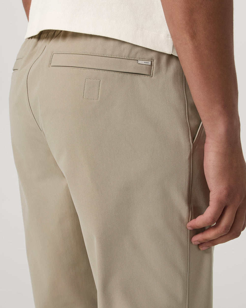 Vuori Meta Elastic Waist Pant Classic Fit 32" Men's Truffle Pants