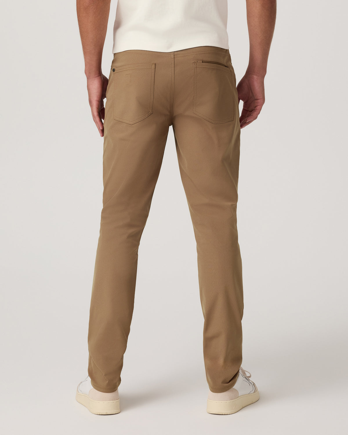 Vuori Meta Pant Athletic Slim Fit 32" Men's Pecan 5-Pocket Pant