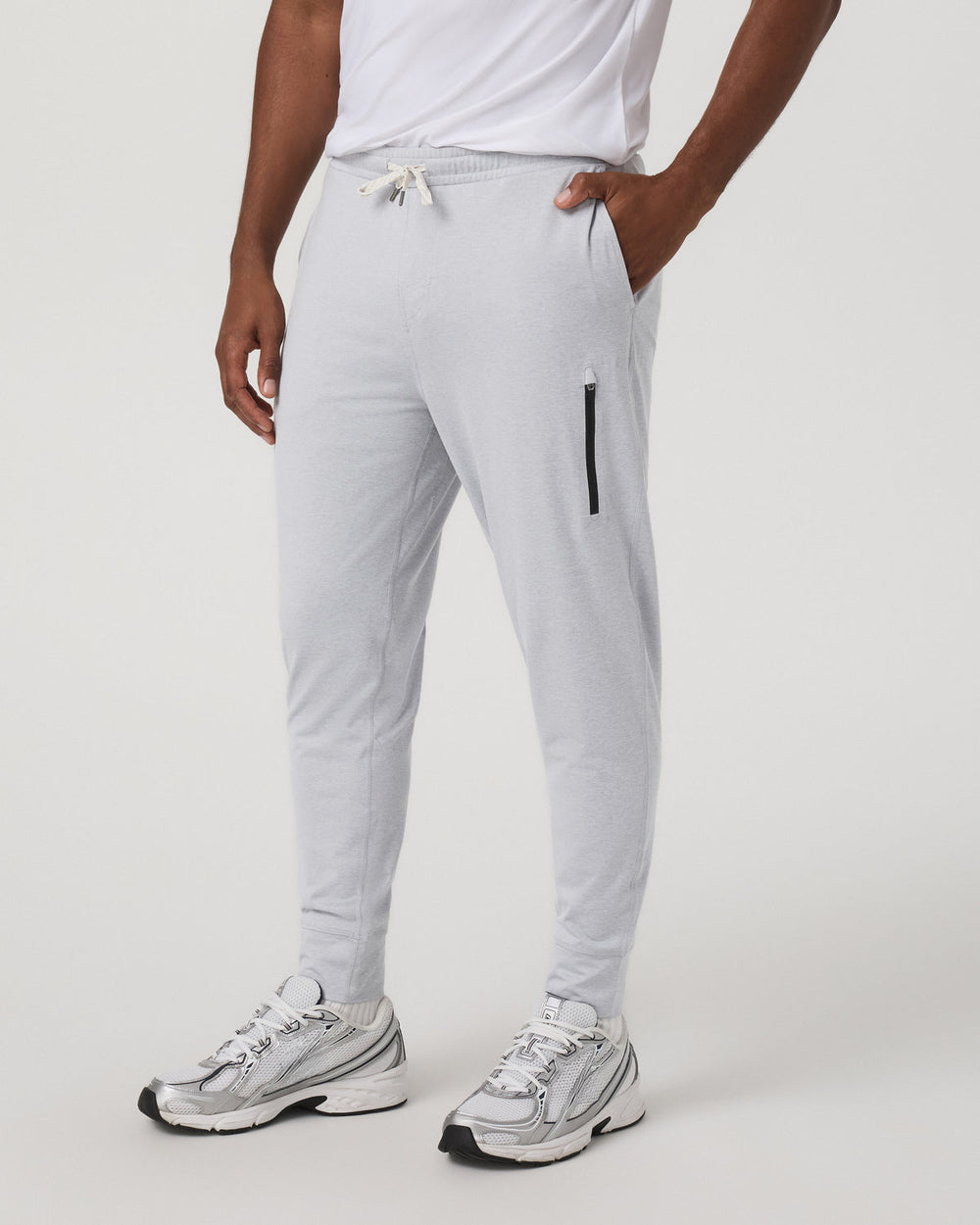 Vuori Sunday Performance Jogger Platinum White Joggers