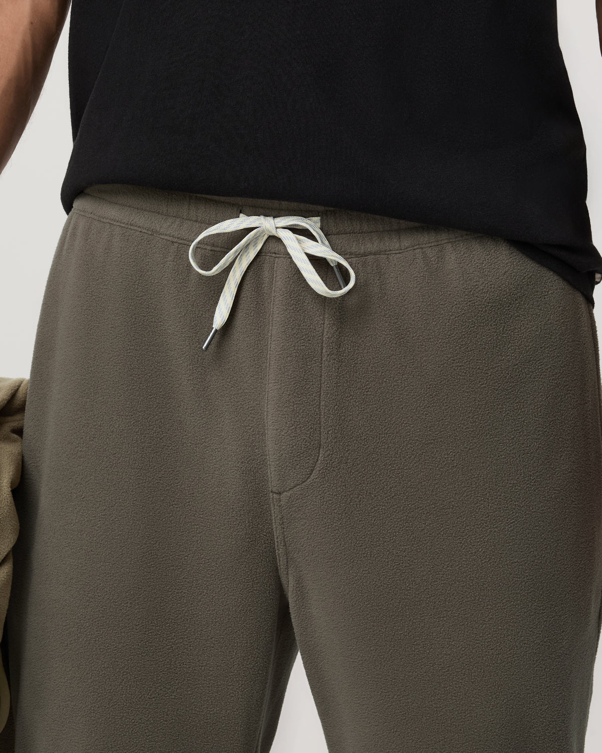 Vuori Aspen Sweatpant Men's Classic-Fit Sweats in Root