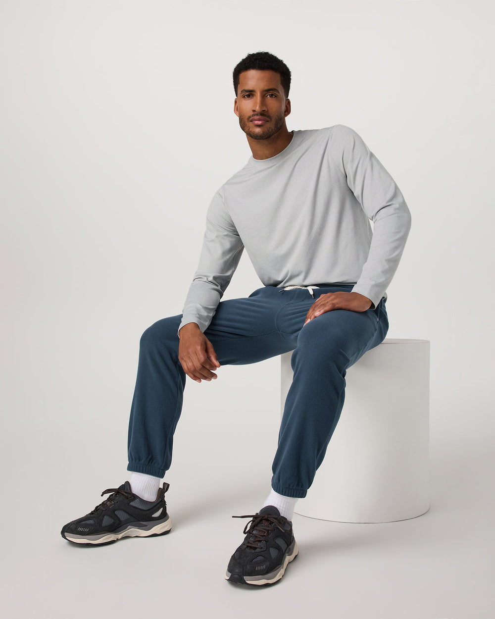 Vuori Aspen Sweatpant Men's Ocean Blue Classic-Fit Sweats